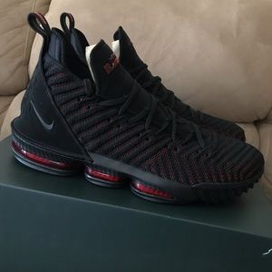 Lebron Bred 16.